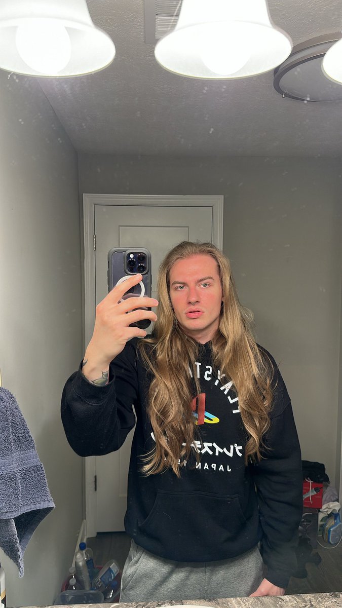 discount thor tweet media