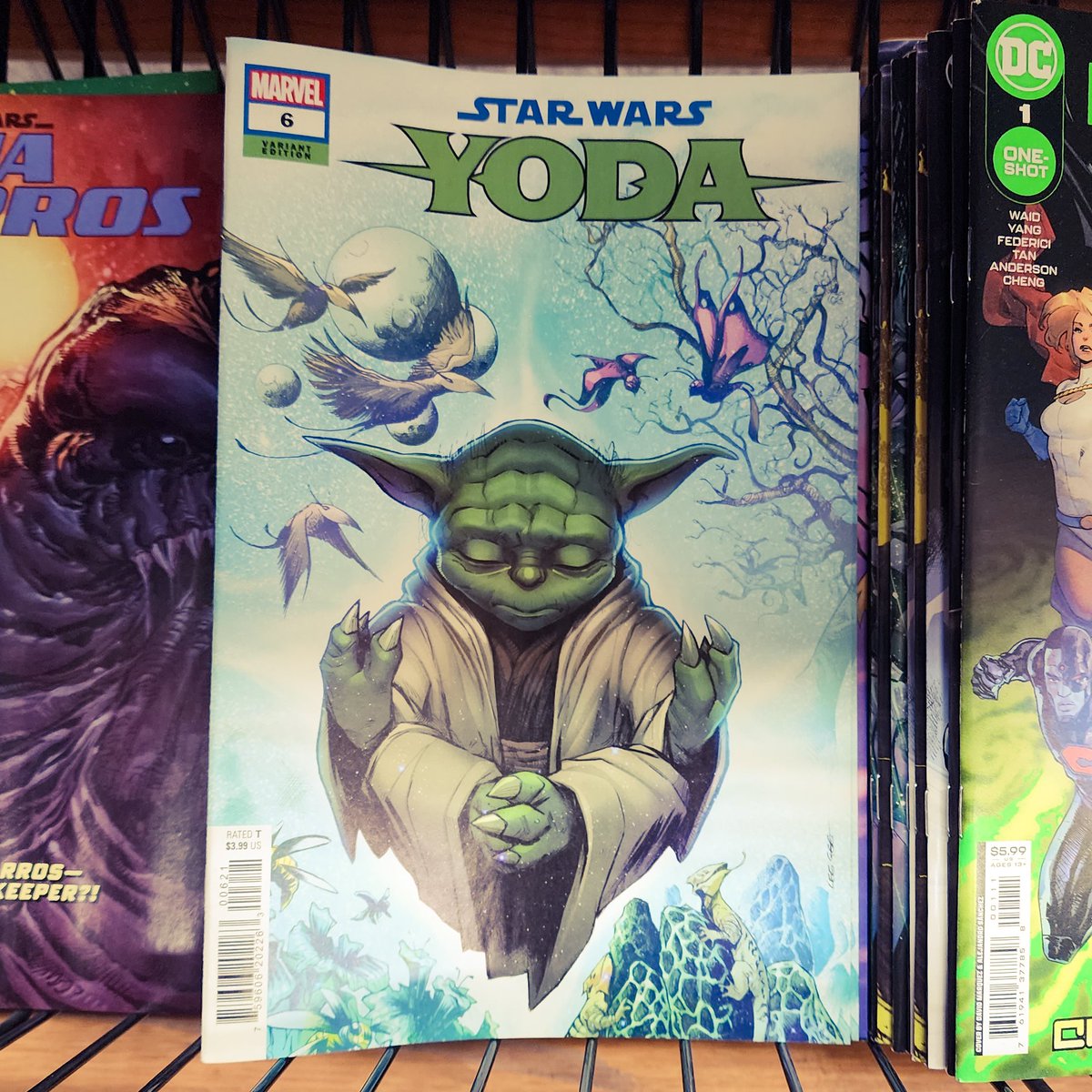 Happy #NewComicBookDay! In comic skips now is Star Wars: Yoda #6, the conclusion of our story arc. Written by myself, art by @LukeRossArt, colors by @nwoodard. Loved working on this story, especially since it meant reuniting Team Thrawn 😁💙 #NCBD #StarWars #Yoda