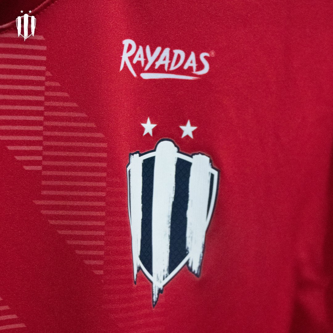 Rayadas's tweet photo. UN SENTIMIENTO QUE SE LLEVA EN EL CORAZÓN. 🔵⚪ https://t.co/qbk69Y4gW9