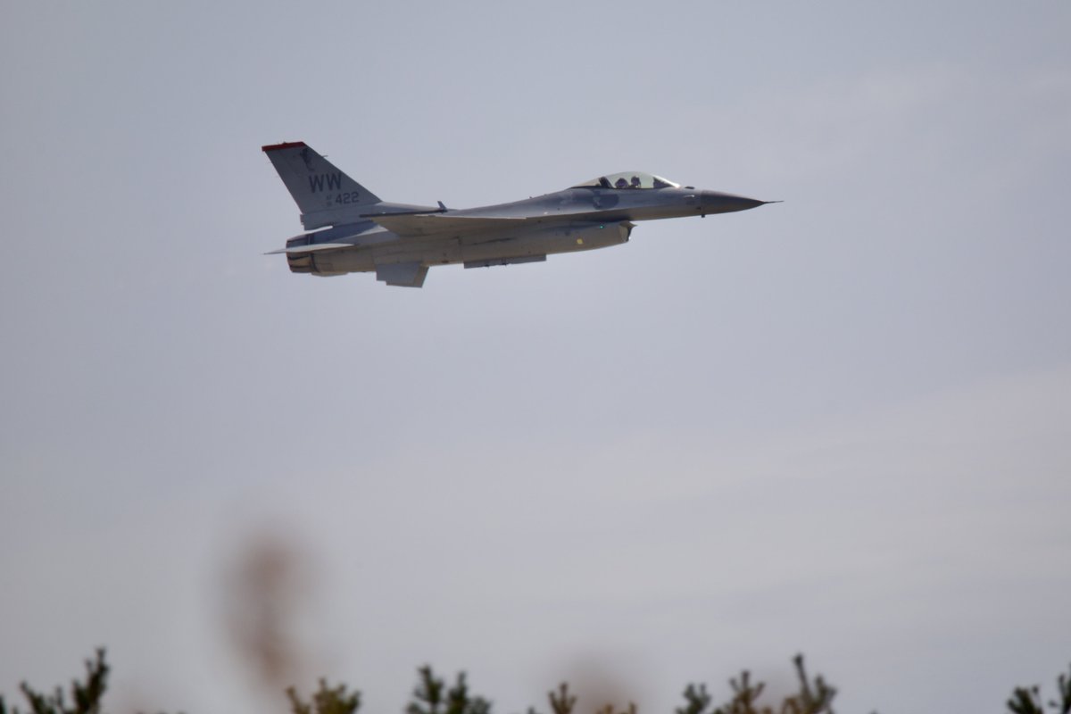 _tatezou's tweet image. 2023/04/20 F-16デモフライト訓練(#DemoPacaf #PACAFViperDEMO)
1235の部

 #三沢基地 (#RJSM)  #SM_watcher