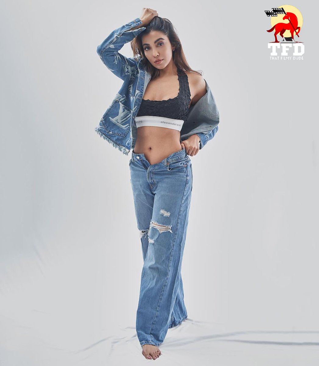 ThatFilmyDude's tweet photo. The #Wild side of @paro_nair β€οΈβπ₯π₯π
#ParvatiNair #PaevatiNairHot #ParvatiNairFans #ParvatiHot #ParvatiNairFc #ParoNair #paronair4ever #ParvatiNairSexy #ActressHot #actress #photography #photoshoot #Fashion #thatfilmydude https://t.co/SUKq6N99Dj