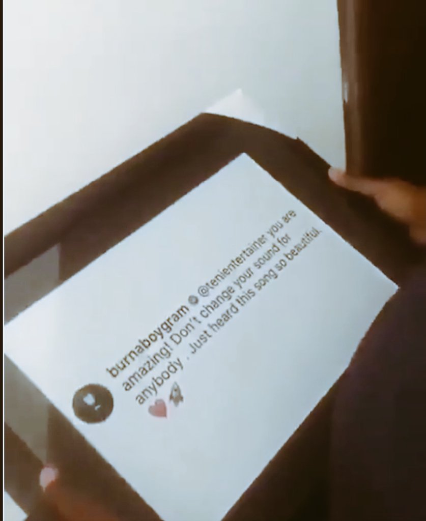 blaiirre's tweet image. He's had Rema, Ruger'on his concerts...he's featured Victony.. Jumped on asake. Black sheriff And buju's remix.. Gave teni her accolades. 
been seen chilling with mayorkun.. Seyi vibes.. Raman Jago.. Poco Lee