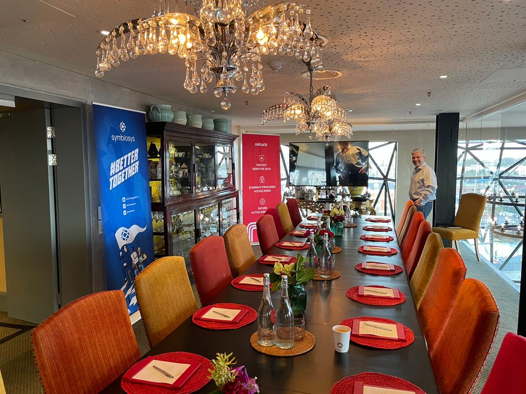 SymbiosysIT's tweet photo. Just getting ready for our Cape Town Event

Give us a wave @davidjbell 

#BetterTogether with @ChatBoxPr 
tweets by @MayKingTea https://t.co/I1FNPJ7iGf