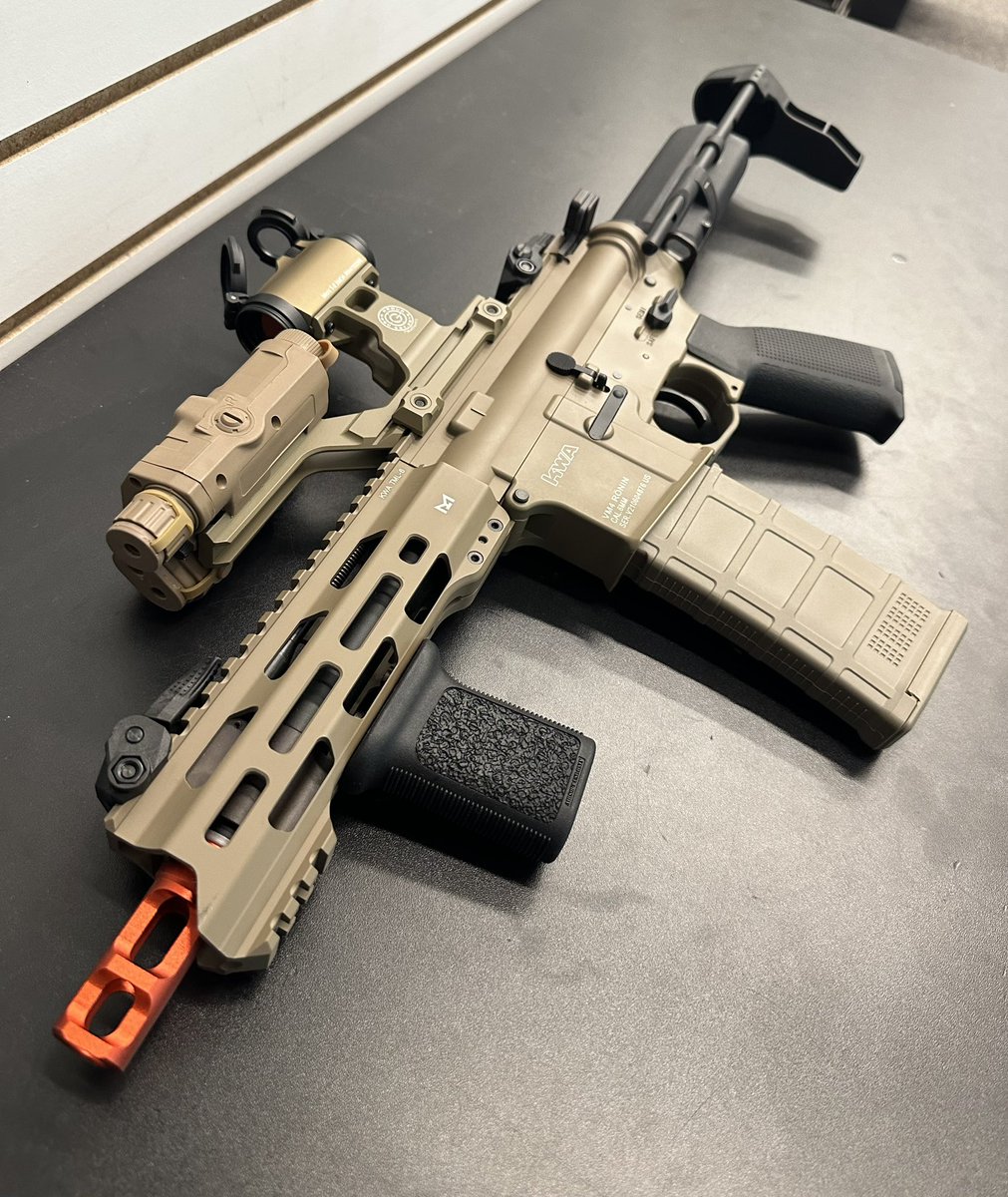 AirsoftStation's tweet photo. KWA Ronin T6 VM4 AEG https://t.co/PAJWwSFwsa