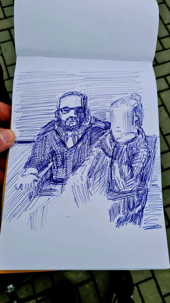 TheBrakeNet's tweet photo. 2) The procedure was sharply criticized. The historical reference to Weimar Republic, which the prosecution deliberately creates, is misleading: Democracy is equally threatened by left and right-wing forces. The defense emphasized the historical nonsense of this theory.
#Antifa https://t.co/EtMng9tFU7