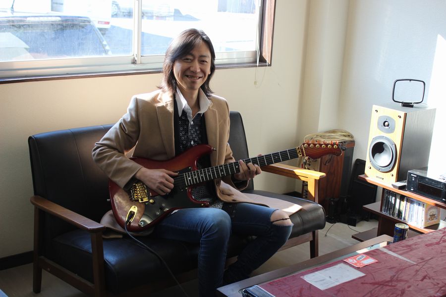 vellmorguitars's tweet photo. 大橋勇武さんが亡くなりました。 
あまりにも突然な訃報に言葉もありません。 
ギター製作やリペアを通じて２０数年のお付き合いをいただいておりました。
あの屈託のない笑顔が忘れられません。
心よりご冥福をお祈りいたします。
#大橋勇武 https://t.co/UNUo3bUjvh