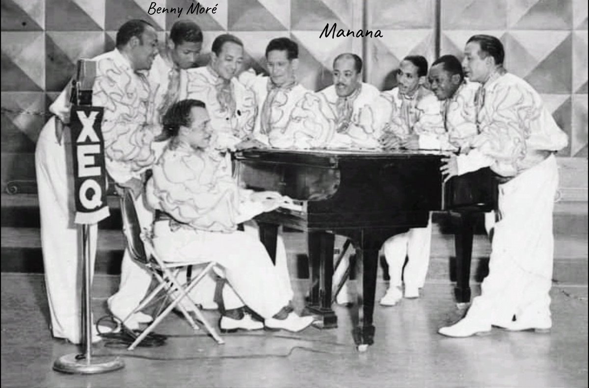 MasGodinez's tweet photo. Conjunto Matamoros 
Es en la década de 1940  #AgustinGutierrezBritoManana  #BennyMore  #MiguelMatamoros  
 #Subirana431 #Abuelos #Abakua  #Cuba #cubanpercussion #UNEAC  #Bongocero #bongos #cajoncubano #Pionerosdelson #Jesusperegrino126 #Campanario257 #Uneac #bongoceros #soneros https://t.co/s8CsJEsLNQ