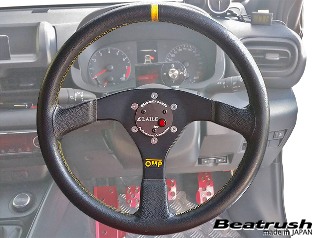 LAILE_BEATRUSH's tweet photo. 【新製品案内】
ホーンボタン発売！！

プレートタイプのレーシーなホーンボタンです。ブロンズとガンメタリックの2色設定。
ナルディタイプ、MOMOタイプどちらにも取付出来ます。

￥8,800-（本体価格 ￥8,000-）

https://t.co/MRrDNt0F6V

宜しくお願い致します。
https://t.co/7DZndWjAs4 https://t.co/Re3mlfs52F