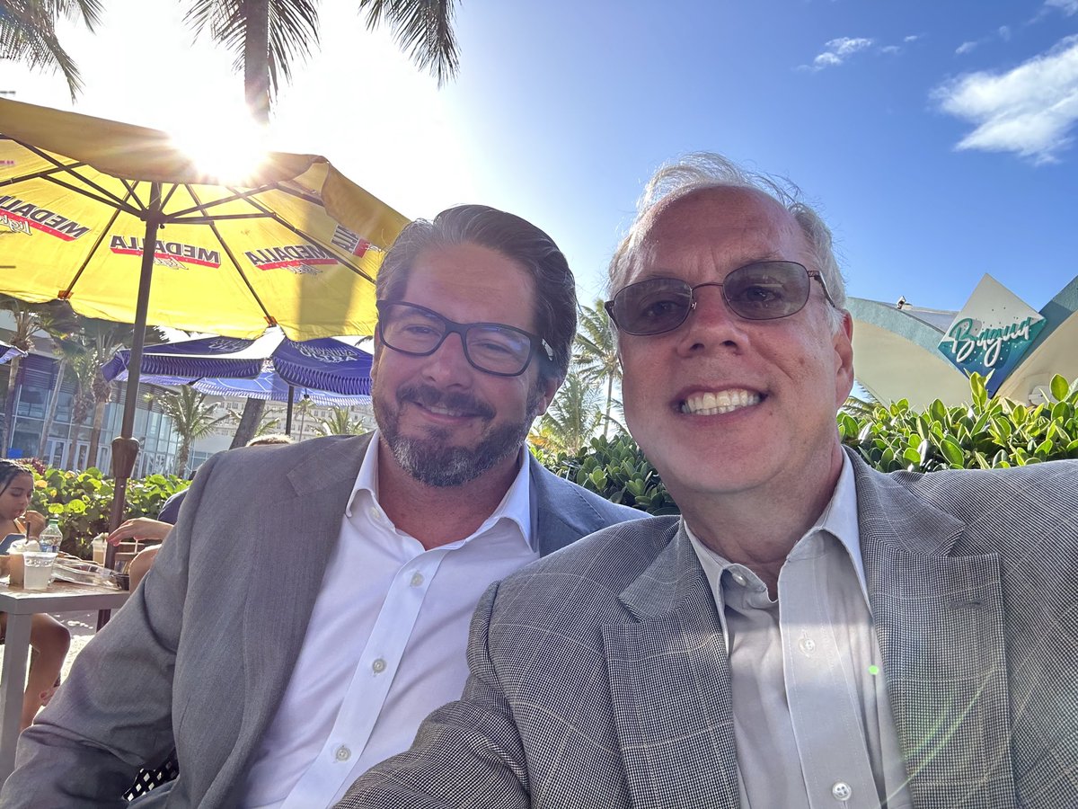 Went to my first ASEE Engineering Deans Institute meeting in San Juan, PR and met with many great deans from around the country. I had a chance to catch up with #GatorEngineering Dean Forrest Masters and he even bought me a drink. Thank you Forrest!