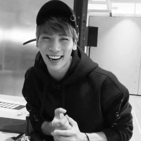 JenneleResurre2's tweet photo. Forever in our Hearts😭Jonghyun, Suli, Hara &amp; Moonbin 🥺💔

#RestInPeaceMoonbin https://t.co/lJpagTBcvB