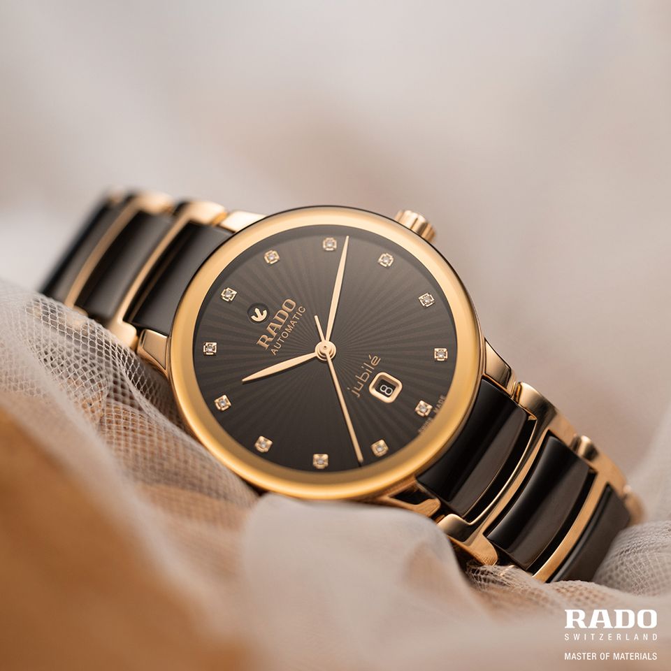 WorldsFinestSA's tweet photo. Evocative and sophisticated. Precise and reliable.
The new Centrix features an eye-catching design reminiscent of dunes and desert memories and a Rado calibre R582 automatic movement to ensure reliable time. https://t.co/6RObPgB3yz