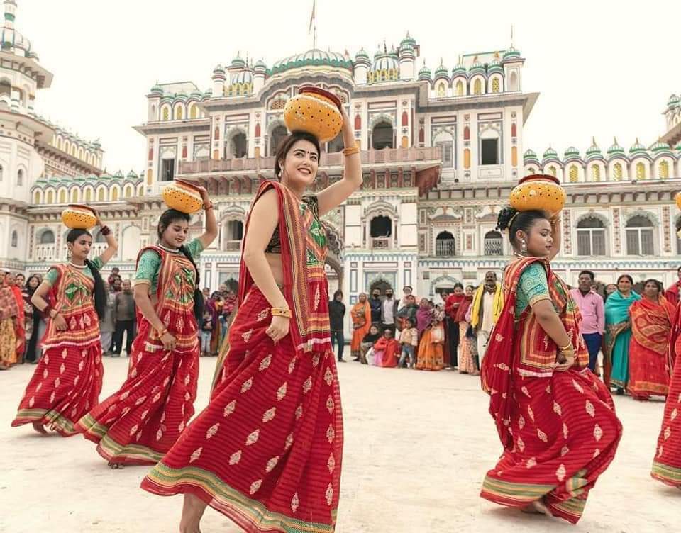GauravKumar_IP's tweet photo. Girls playing Jhijhiya in Janakpur, Nepal❤️. https://t.co/JqoCRfyoaK