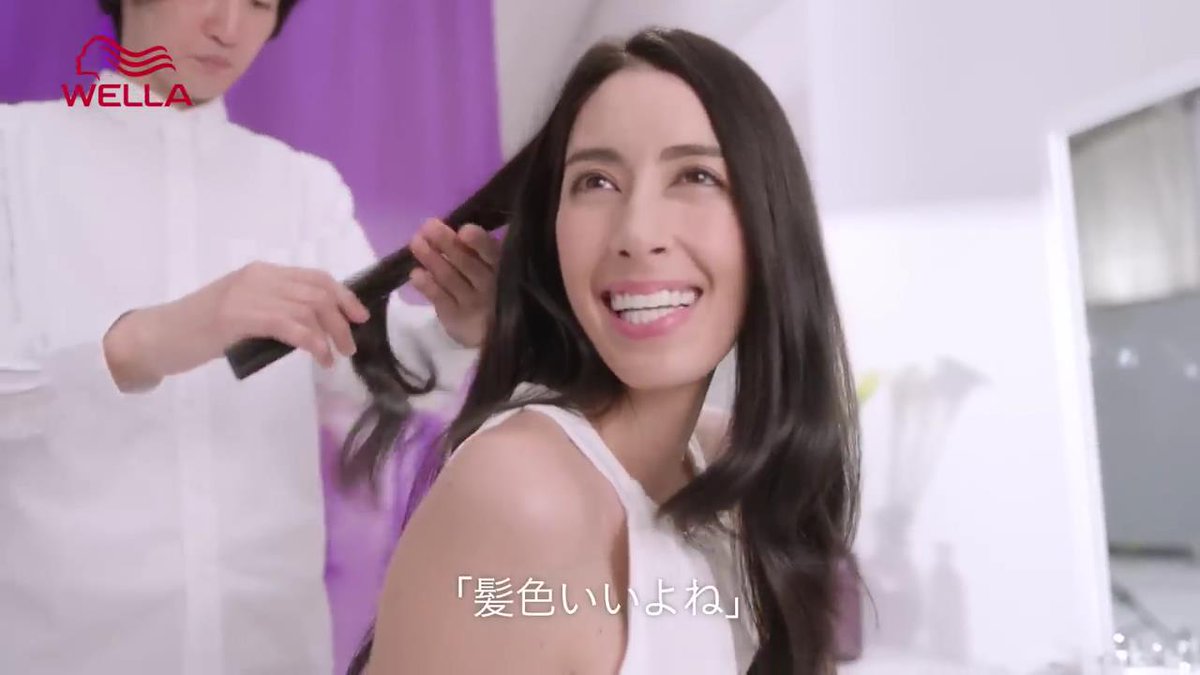 douganow's tweet image. #森泉 が出演する HFCプレステージジャパン #WELLA （ウエラ）のCM ウエラトーン2+1  「わたしがご機嫌な理由（メイクルーム）」篇。 douganow.jp/archives/20230…