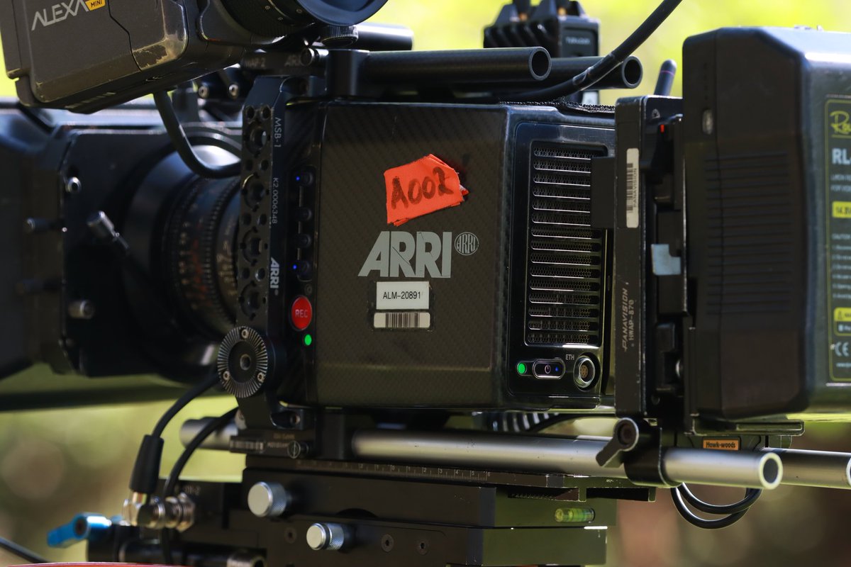SensationsKE's tweet image. It&apos;s a blessing to get to play with not only Hollywood&apos;s favorite camera but also the best cinema camera in the world. #cameraassistant #cinematography #filmmaker #ArriAlexa #arrialexamini