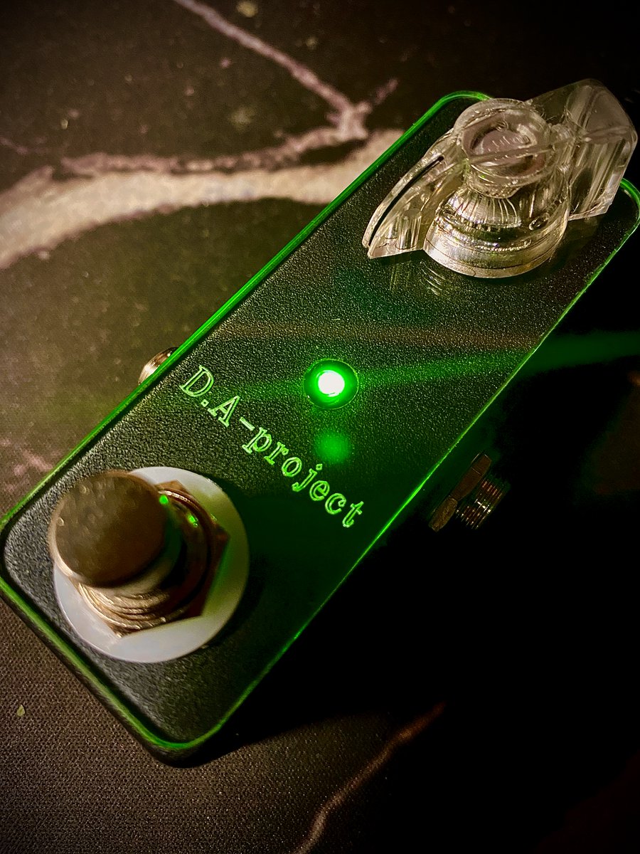 Da_project's tweet photo. 今日発送したD.A-Booster！
ハンダ作業してると熱くてクーラーつけようか迷った。
MusicLifeからの注文でLEDの色を選べます！
Amazon販売ページ→ https://t.co/rRCDC1Hn7M
MusicLife→https://t.co/x62t21gJKJ
#guitar #effectpedals #ギター #エフェクター #ブースター #DABooster #DAproject https://t.co/NvfiYhkE9o
