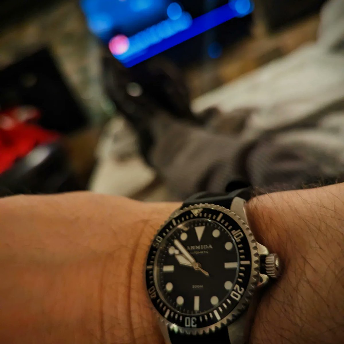 time_norman's tweet photo. TV time with the Mrs.
#killingtimewithnorman
#armida #armidaa11 #divewatches #toolwatches
#watches #wristwatch #wristwatches #watchesofinsta #watchfam #youtube #wristporn #watchbox https://t.co/E2x18Hzczx