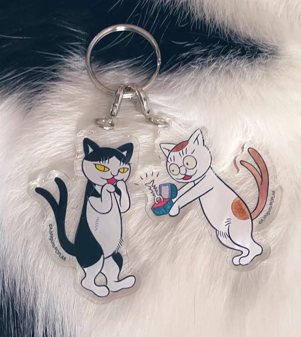 ねこまたごよみの主人公、お父さんねこまたお母さんねこまたのキーホルダーも想像以上に可愛かった#EHONS #ねこまたごよみ 