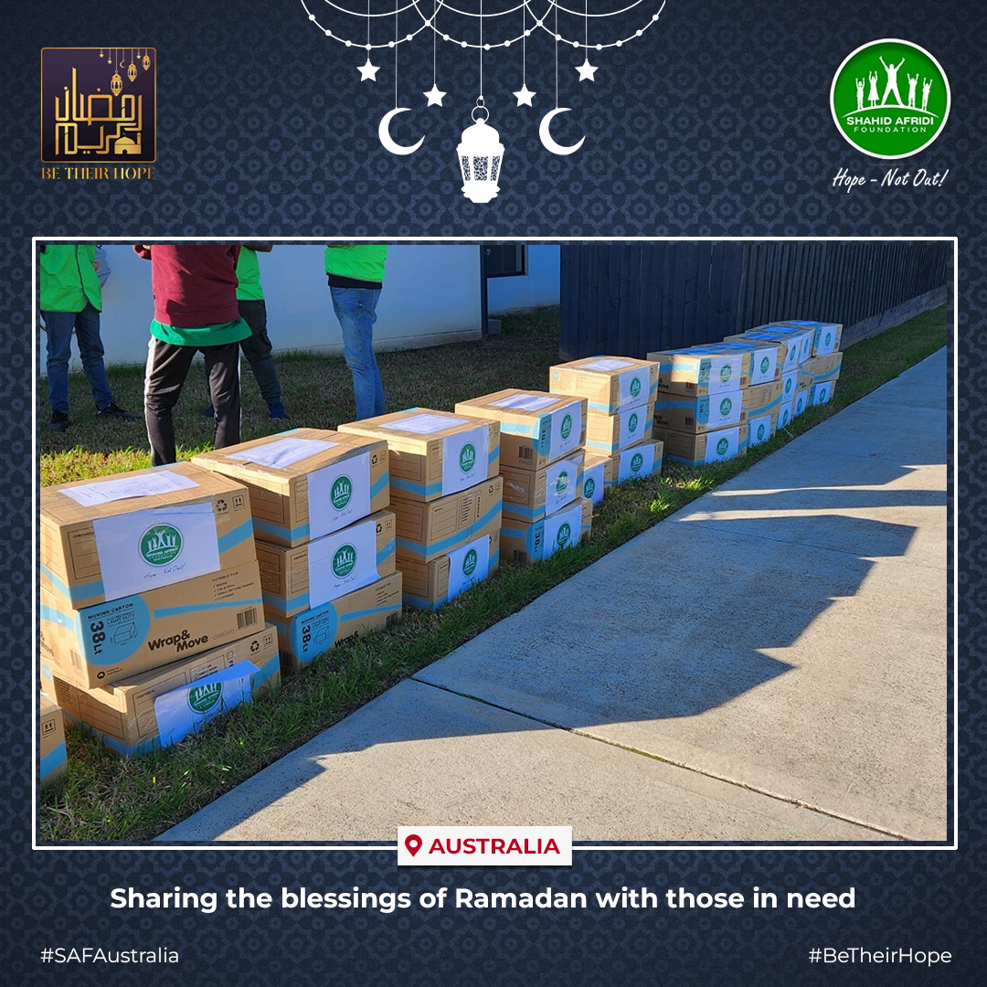 SAFoundationN's tweet photo. Building prospects for #foodsecurity! #SAF Aus once again conducted a Ramadan food drive as they distributed hampers to 52 underserved households. Grateful to the team for their service & efforts to ensure #HopeNotOut for all!
Donate now to #BeTheirHope:
https://t.co/wS93lvRhUj https://t.co/gwVFjOmN4D