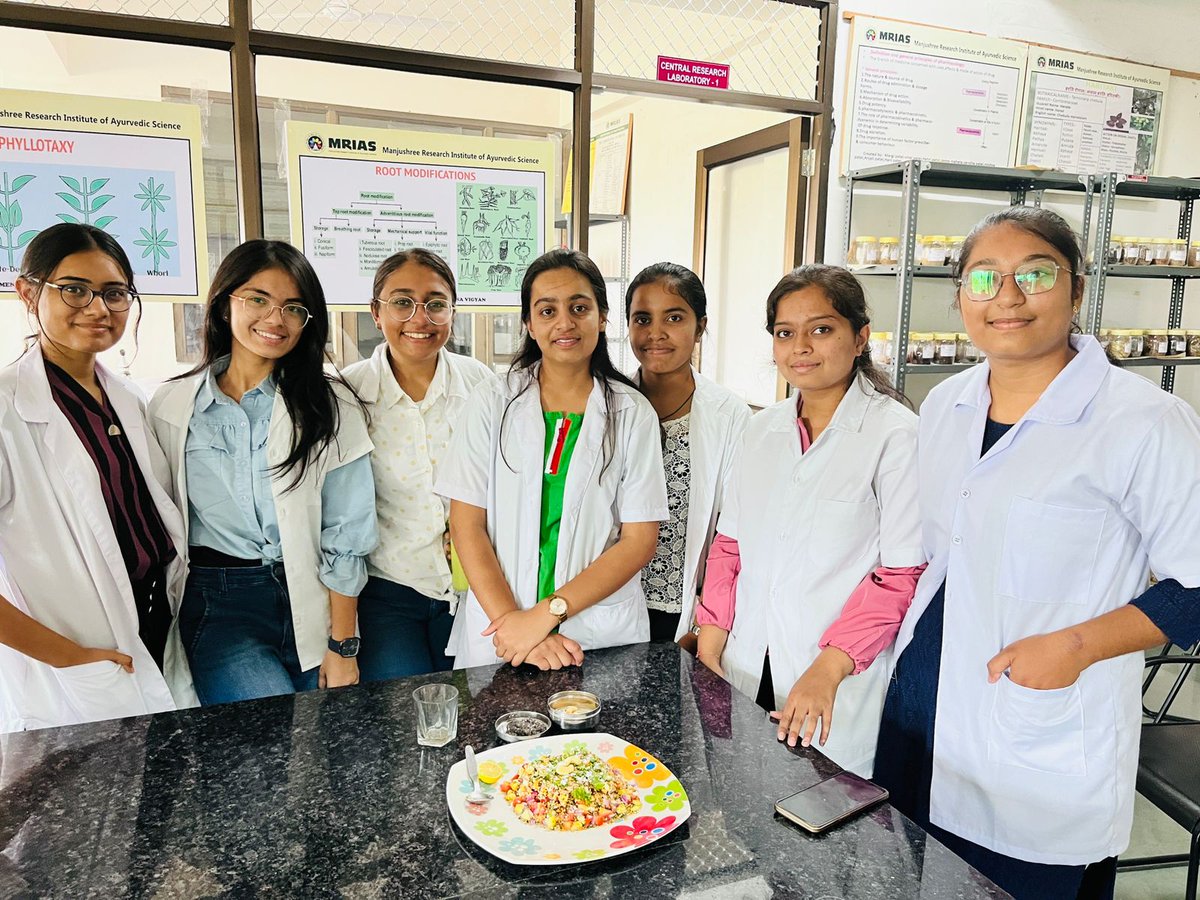 mriasofficial's tweet photo. We at MRIAS organised celebration of World Health Day on 15/4/22 with the theme International Year of Millets.
And for that we announced three different  activities.

#worldhealthday
#IYM2023
#MRIAS https://t.co/CEP3i5qq0g