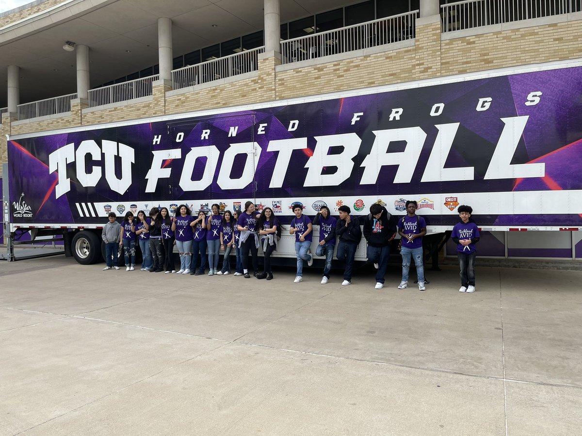 Louisa Clayton tweet media