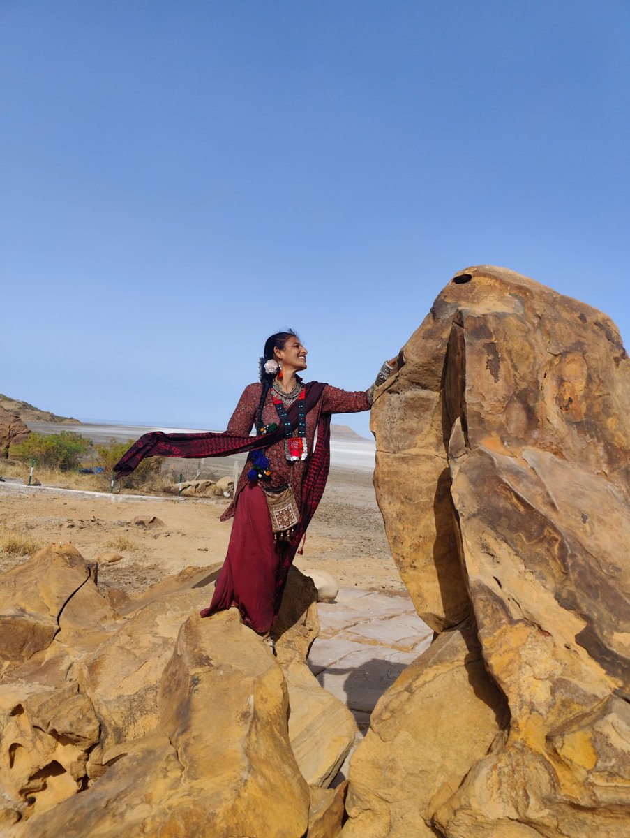 navinajafa's tweet photo. In Rann of Kutch, sea & wood Fossils, Africans in art. Indian civilizational history is also Geological Heritage. #WorldHeritageDay2023 #performingindia @shuanurag @pawanjindal4u @TravelerInMe @Intrepid_Travel @tourismgoi @CristinaAlbert4 @UNWTO @anuradhamathur @Bhrigzz https://t.co/GtOH9MnKnZ
