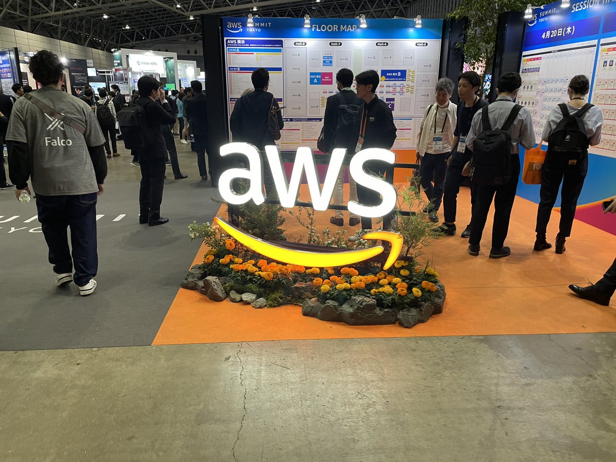 M_Maru76's tweet image. #awssummit2023 なう