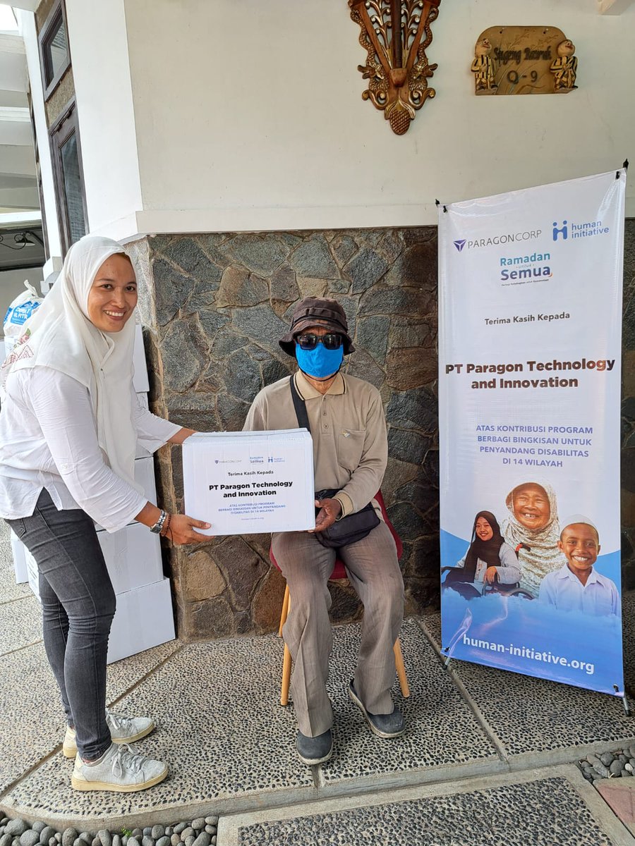 DppPpdi's tweet photo. Pendistribusian zakat fitrah 100 paket dan sembako 510 paket kepada Dewan Perwakilan Cabang PPDI Kota Tanggerang, Bekasi, Bogor, Depok, LPTKP,Porturin dan LKS Broto Kab. Bekasi kerjasama Human Initiative Australia dan PT. Paragon Technology and Innovation https://t.co/U8LtdogZfP