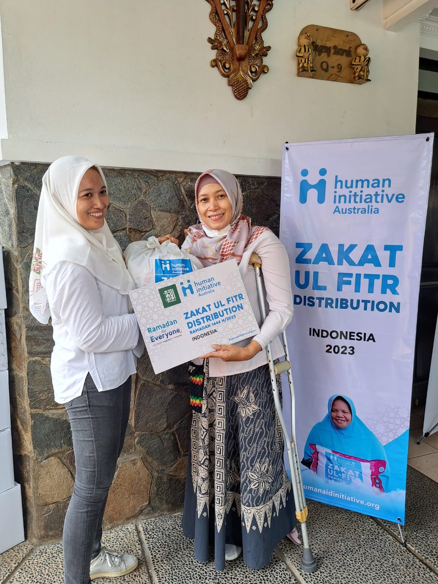 DppPpdi's tweet photo. Pendistribusian zakat fitrah 100 paket dan sembako 510 paket kepada Dewan Perwakilan Cabang PPDI Kota Tanggerang, Bekasi, Bogor, Depok, LPTKP,Porturin dan LKS Broto Kab. Bekasi kerjasama Human Initiative Australia dan PT. Paragon Technology and Innovation https://t.co/U8LtdogZfP