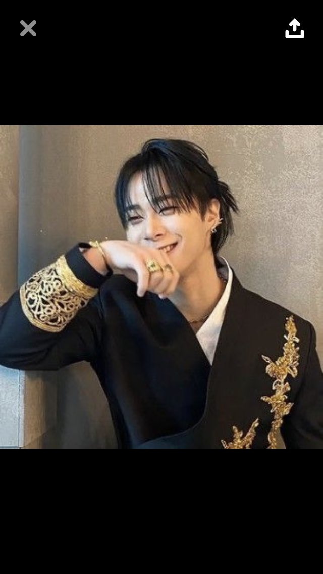 StRaWbE31095243's tweet photo. As a shawol and aroha my heart hurts deeply, but pls do not relate Jonghyun or anyone else’s passing to Moonbin. Let’s grieve and remember our moon as an artist, a singer, dancer, and an overall human being who we all love and will miss so dearly.🤍 #ilymoonbin #RIP_Moonbin https://t.co/ZtNTu4tIwV