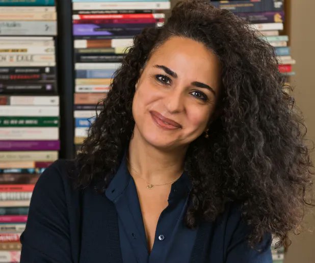 BONNES FEUILLES &gt; Nadia Wassef : ceci n’est pas une librairie buff.ly/3mQxIwn

🗣️ "La Librairie du Caire" par Sylvie Schneitter, parait en français aux <a href="/EditionsStock/">Éditions Stock</a> le 26 avril. Livres Hebdo publie les bonnes feuilles du témoignage de cette libraire d'exception.