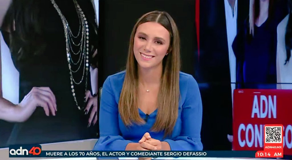 kevinlozanod's tweet photo. @vaitiaremateos Mitad de semana y viendo a la mejor conductora de noticias en su segunda emisión del día. PD Felicidades por tu nueva sección en #AdnConmigo 💙 https://t.co/7z3Ider2K7
