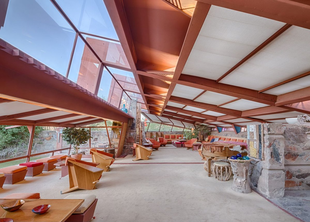 Johnson Design Partnership Loves the Works of Architect Frank Lloyd Wright, In Part Due to His Ability to See the Beauty In the Planet Around Us. 🌍

johnsonltd.co.uk/stories/

# franklloydwright #inspiration #architecture #throwbackthursday #organic architecture