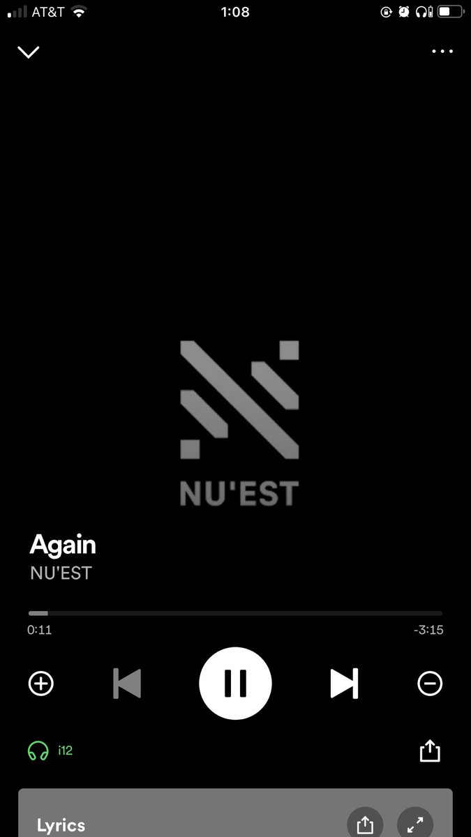 ninapetitex's tweet photo. Sólo una vez escuché esta canción; cuando salió, me dolía tanto y no fui capaz de volver a ponerla, hoy salió por un accidente y es irreal como el dolor que me provocó antes, se haya intensificado. No quiero soltar, no puedo hacerlo. https://t.co/wVvWtsjXjR