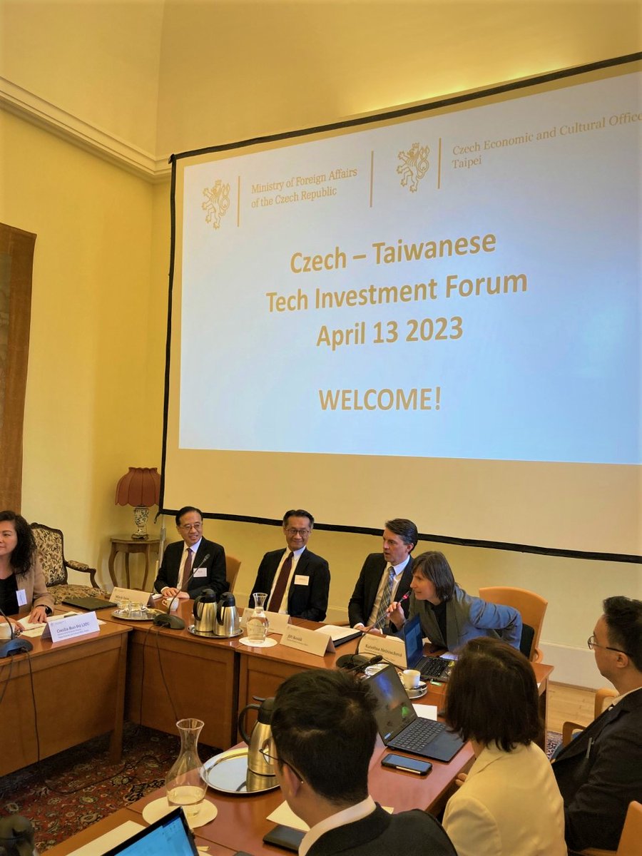 StartupEvaluat1's tweet photo. .@mzvcr hosted a Forum for #TaiwaniaCapital, joined by @CzechInvest_CZ & Minister @kozakj, presented Czech startups #FlyinDiamonds, @posedla_cc, #NeuronSoundware, #FilutaAI, @Dronetag1 and also heard Lessons Learned from recent delegation of @market_a
👉https://t.co/Q8gKPtjHYB https://t.co/EJGDEEgRPL