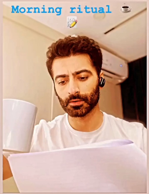 Harshadfangirl's tweet image. Soo good to see you. Looking heavenly handsome. 😘😘
#workmodeon ☕ @har1603 #HarshadArora #Satya #Saiya #GhumHaiKisiKeyPyaarMeiin