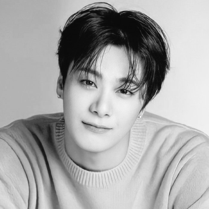 jiminparkjimi's tweet photo. Sincere condolences to family and friends.

Moonbin 
RIP 🙏🖤 https://t.co/UH8K6cqu9G