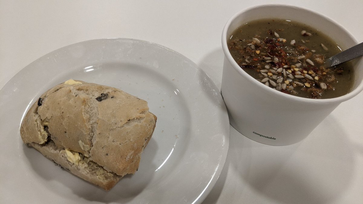subodhdave1's tweet photo. Busy day @rcpsych today Meetings with @TrudiSene1 @DrAdrianJames @rcpsychTrainees @chriswalshpsych amongst others before meeting Hon Fellows this evening So grateful to get some hot lunch in the fab Cafe https://t.co/YPUSZIDFvU