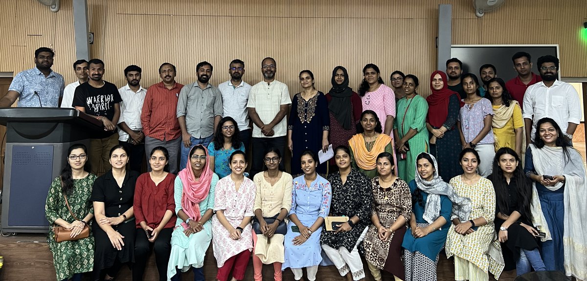 ponguru's tweet image. #TechnicalTalk {#PhDStudents, #BTechStudents, #Faculty} interactions @nitcofficial. In + to #LegalNLP #Selfie #KillFie, spoke about our new #ICWSM 2023 paper on #DrugConsumption. Slides: slideshare.net/precogatIIITD/… 🙏🏽 CSE department, Anu &amp;amp; Akhila for hosting. #ProfGiri #Back2HYD