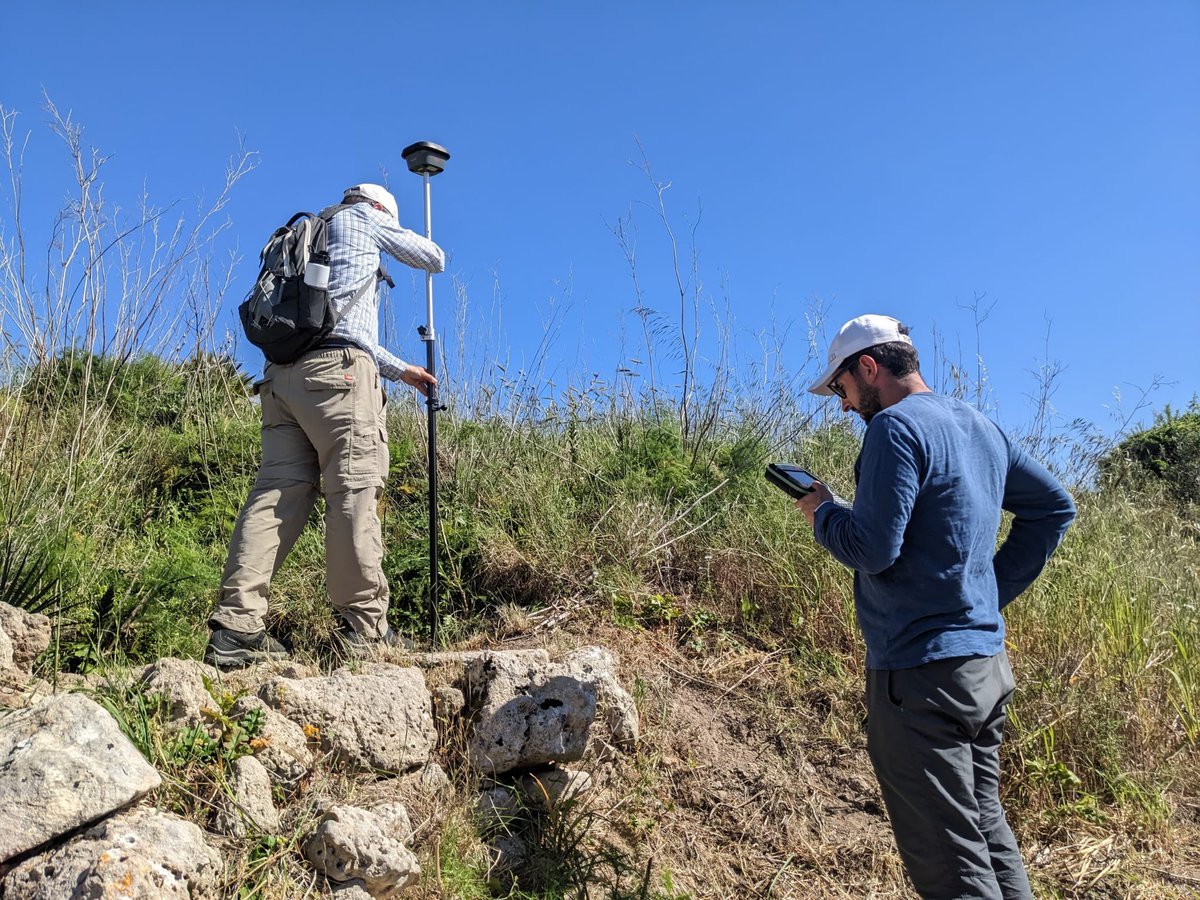 NicolaLercari's tweet photo. A new step in our #ArchaeologyOfArchaeology work at the Greek site of #Heloros #Sicily The #HADESproject team successfully completed a pedestrian surveying using a #GNSS and identifying the city wall excavated in 1889-1980s https://t.co/pYmpjLptW0