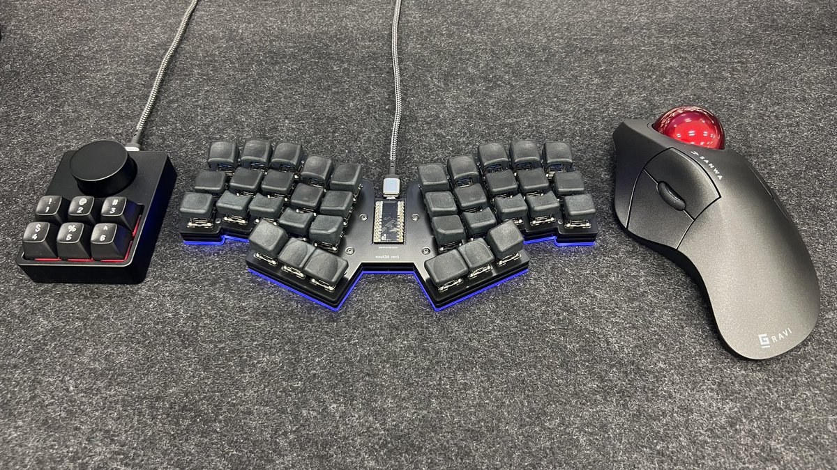 snow_saf503's tweet photo. 今日はGRAVIとnowt36、UC7を使いました
#GravitykeycapsMX
#HIDRemapper https://t.co/5etMv5TldV