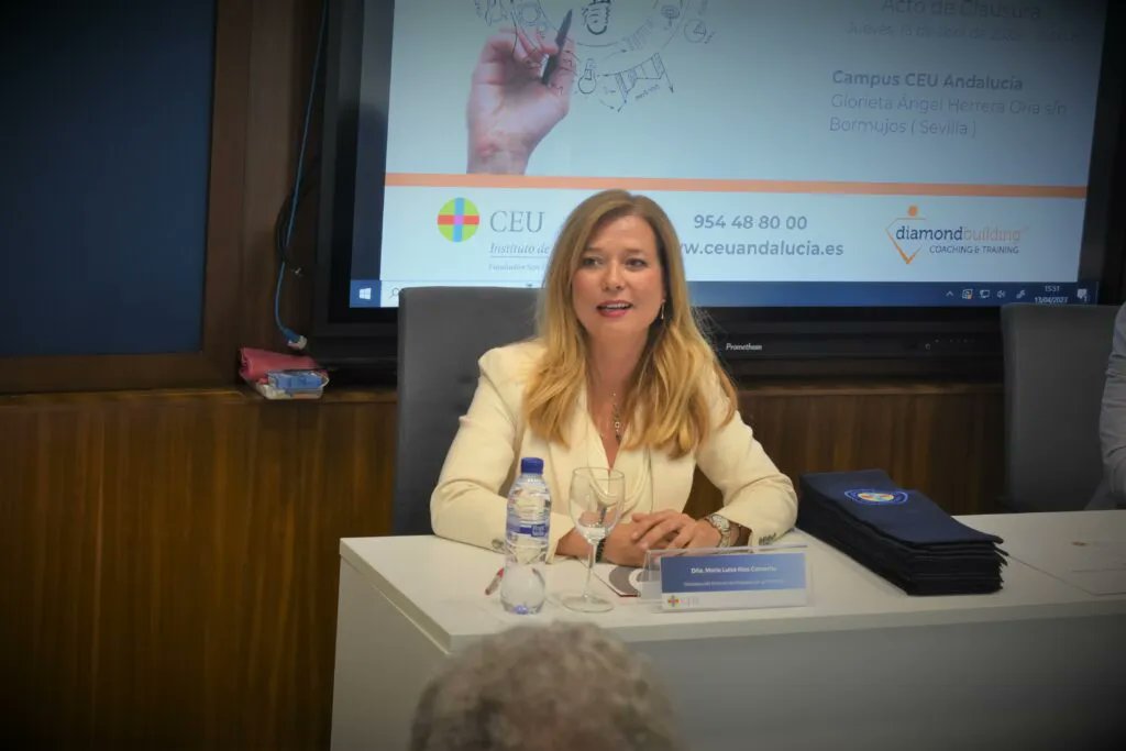 CEUAndalucia's tweet photo. Clausura del Máster en Coaching e Inteligencia Emocional ➡️ El Instituto de Posgrado CEU Andalucía promueve esta titulación con la colaboración de Diamond Building Coaching &amp; Training https://t.co/fzhc3xnlDC  #posgrado #empresa #coaching https://t.co/ZlH7rWrsW2