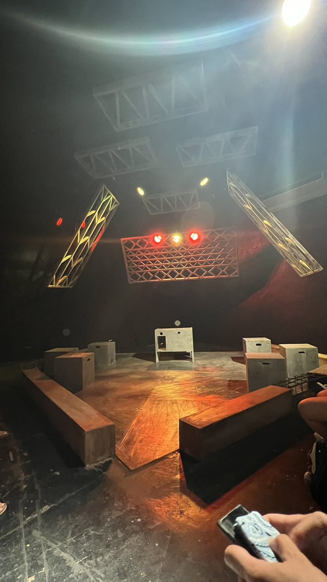 ricci_richy's tweet photo. Here we go! #Entablado https://t.co/Z88vTMuHzN