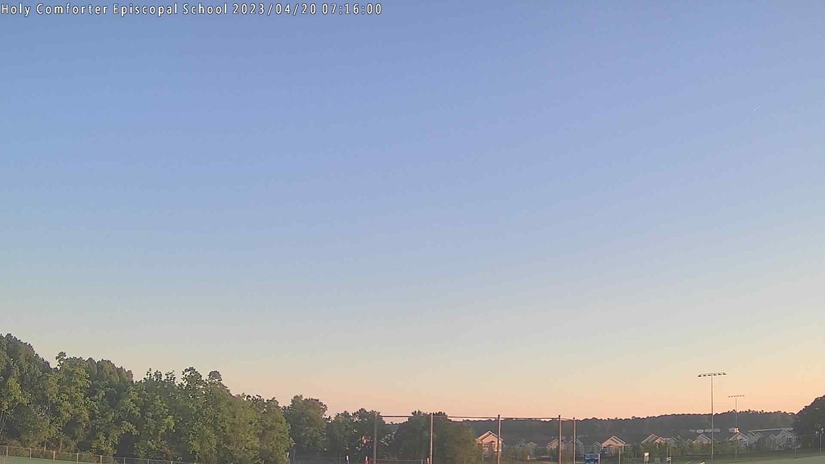 HCESWxSTEM's tweet photo. Holy Comforter Episcopal School at sunrise and it's 56.3 F. https://t.co/RH6MtLJhl0