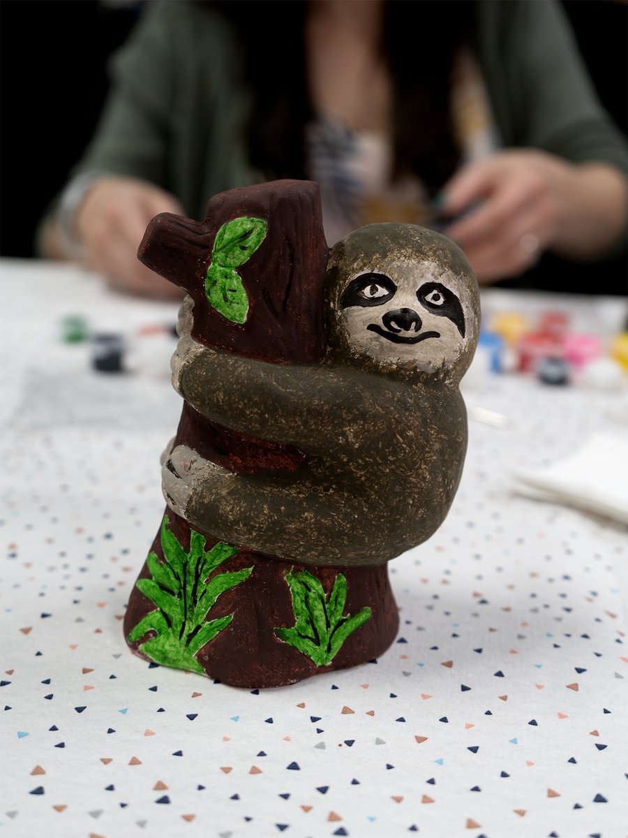🎨 Spot of painting anyone? 🖌️

It’s time for another #TeamEpix social - we *could* go for a drink down the pub, or we could paint some cute ceramic figures and stuff ourselves silly with pizza! 🍕