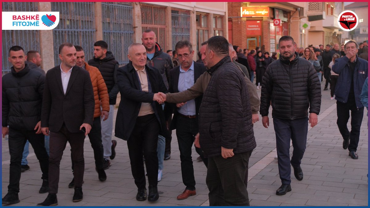 ilirmetazyrtar's tweet photo. 3/3 Bashkë🤝Fitojmë!✌️🇦🇱
#PartiaLirisë #BashkëFitojmë #Maliq #Devoll #14Maj #NdryshimMeÇdoCmim https://t.co/f6aSTik7JH
