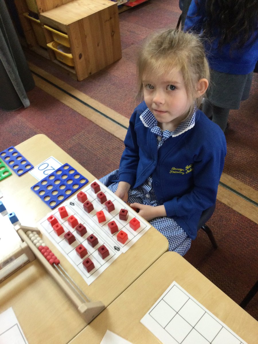 gfprimarycov's tweet image. This morning Reception have been exploring numbers beyond 10. We have been using lots of different resources to represent our chosen number. #GFreception #GFMaths