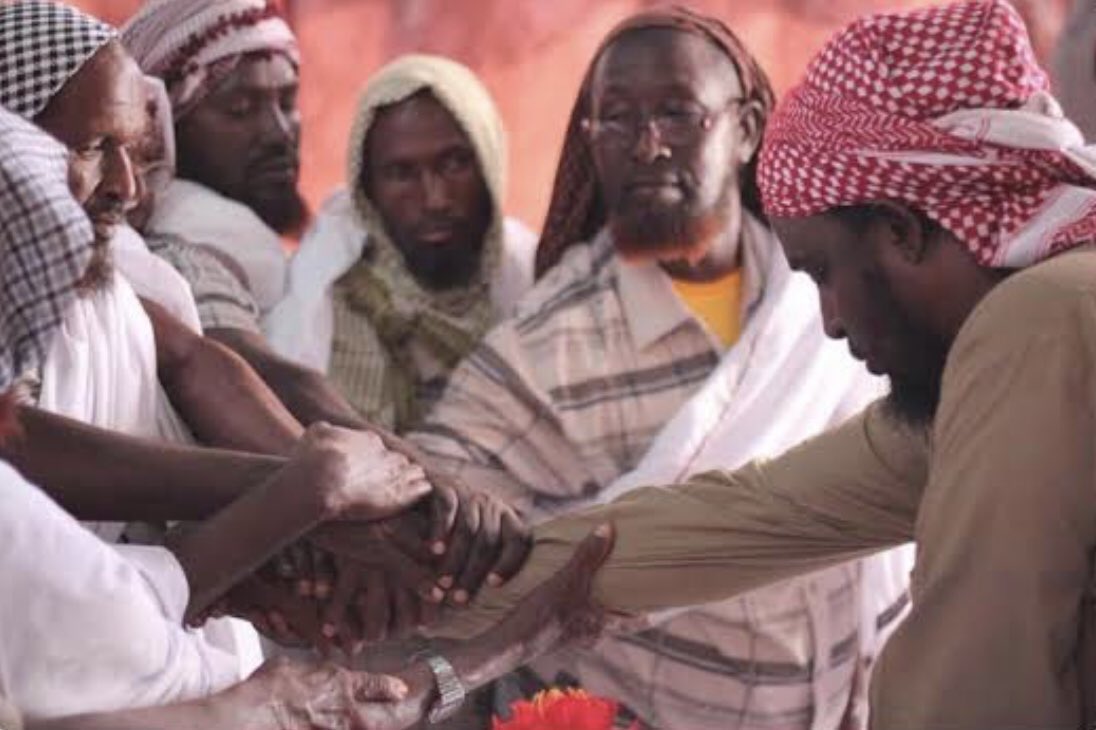 jamaldahiye's tweet photo. Join our eight Somali adhers as they bring you the shawwal 1444 crescent 🌙search 🔍 later in the evening @Asmali77 https://t.co/hI3mHNYHVd