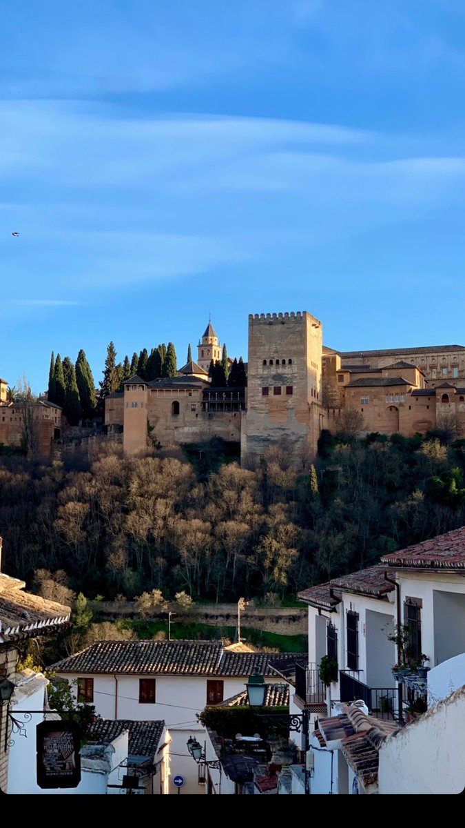 Queremos ver la foto más bonita de Granada que tengas en el carrete de tu móvil. Empezamos nosotros ⬇⬇
