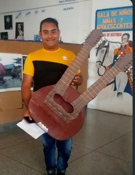 CumanacoaNews's tweet photo. #TipsDeCumanacoa
🔹️Municipalidad celebró ayer #213años de la "independencia". Orador de orden fué el profesor #WuilliamPastran,cronista de la ciudad.
🔹️Cumanacoenses #resignados se conforman con bandolin morocho artesanal.👇
@CumanacoaNews @MatosGa1 https://t.co/7IL6VT7YIh
