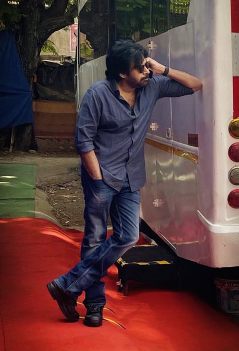 Here's a picture of @PawanKalyan bringing his usual swag and dynamic energy on the sets of #OG in Mumbai. 🔥🔥🤙🏻

#FireStormIsComing 🔥
#TheyCallHimOG 💥